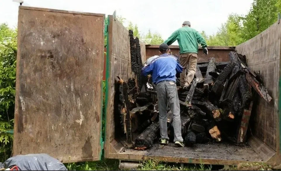 Вывоз мусора после пожара в Слободской от ПроМусор — уборка, утилизация, цена от 2525 руб