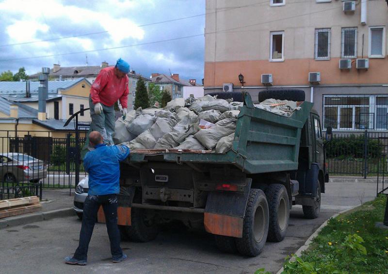 Вывоз мусора из новостройки в Слободской – ПроМусор, контейнеры, уборка и грузчики от 2164 руб