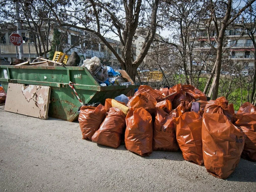 Круглосуточный вывоз мусора в Слободской в октябре
